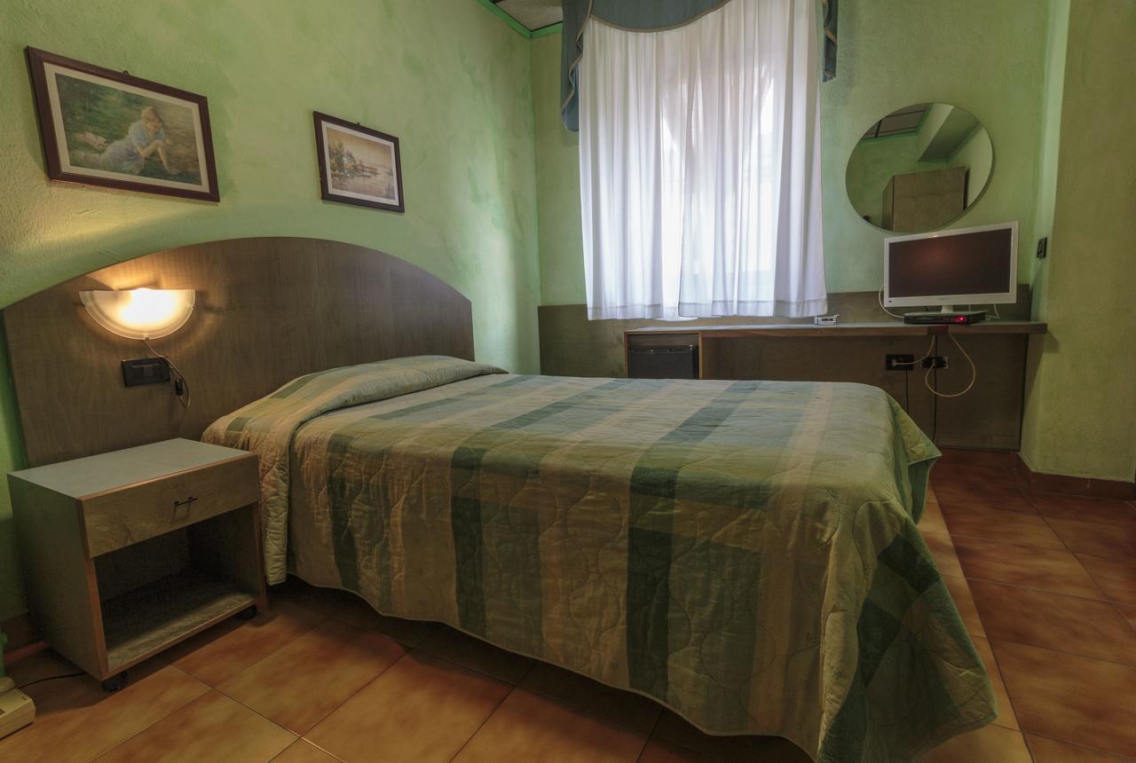Hotel Il Telegrafo Melegnano Dış mekan fotoğraf