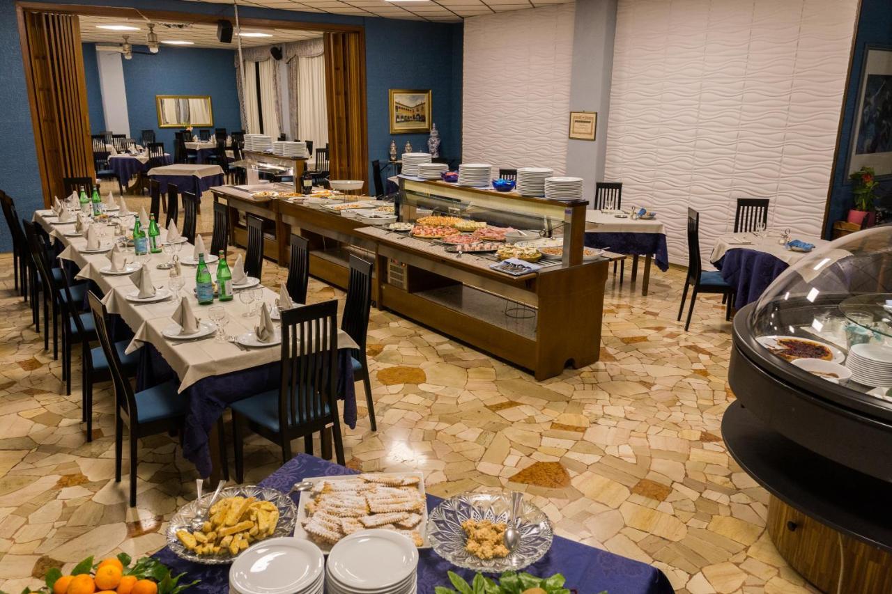 Hotel Il Telegrafo Melegnano Dış mekan fotoğraf